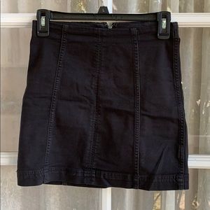 SUPER CUTE Free People Femme black skirt size 0